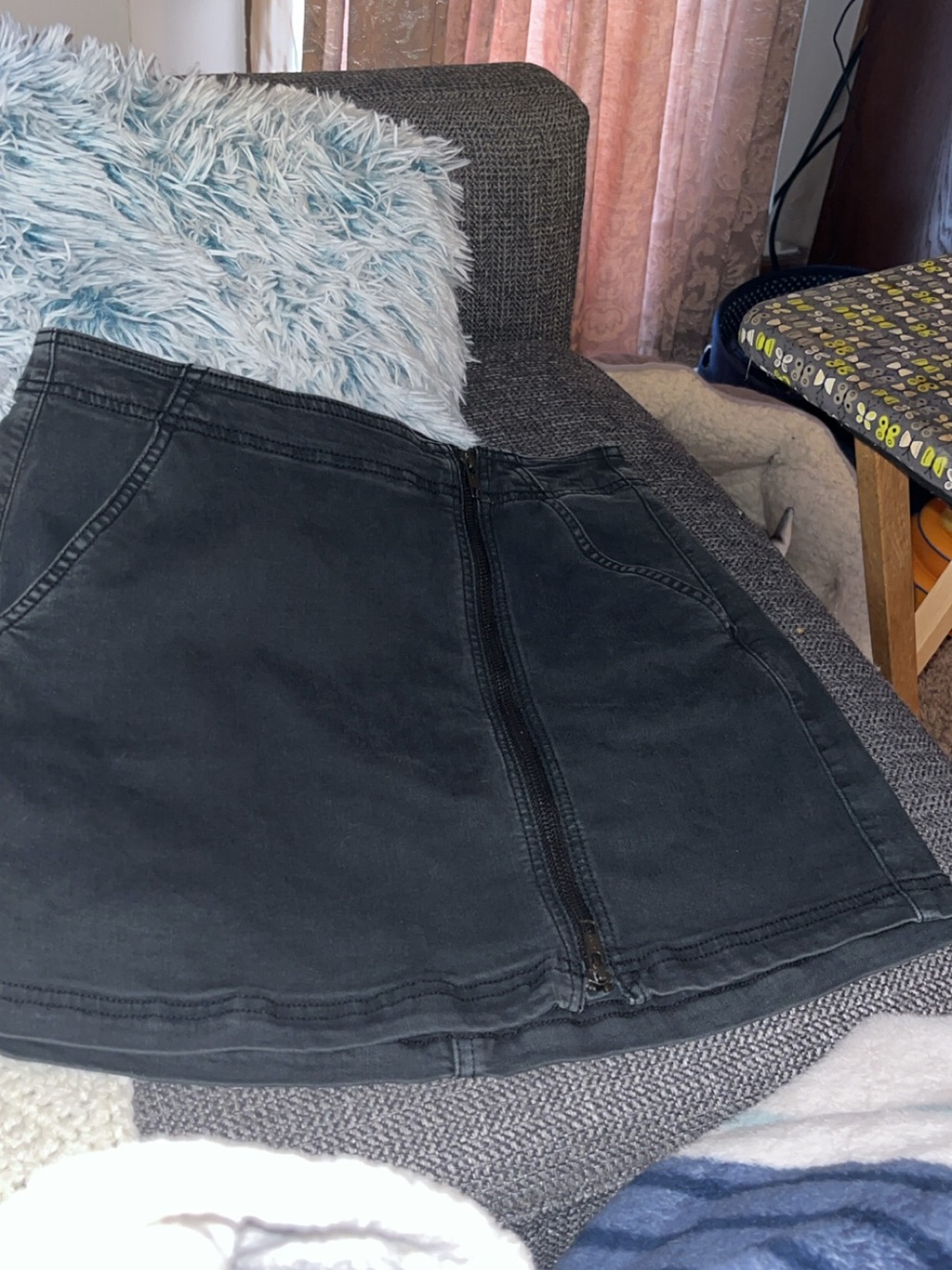 American Eagle Outfitters Black A-Line Zip-Front Skirt